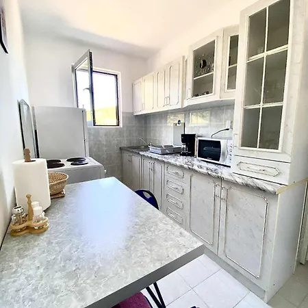 Miljenko - Matovica Apartment *